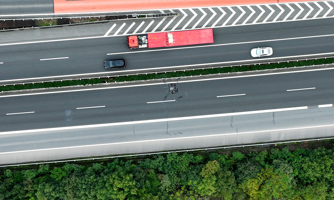 無人機高速公路巡檢解決方案