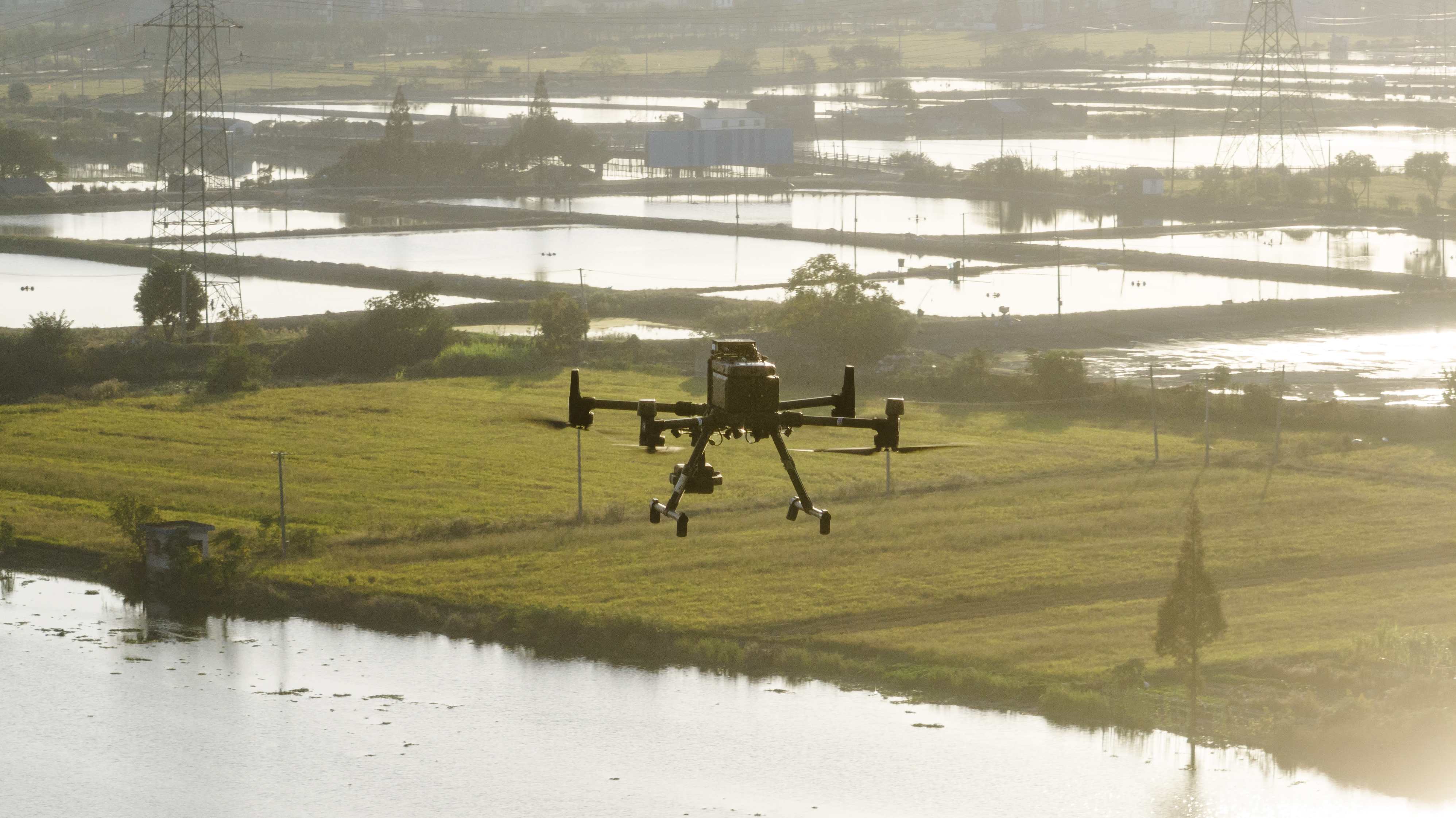無人機AI識別算法如何選擇？6大關鍵因素解析